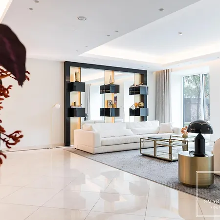 Apartman High-end 2br, Ambassador Building, Lift, Skyline View *
