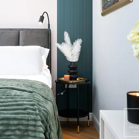 Apartman High-end 2br, Ambassador Building, Lift, Skyline View Tallinn