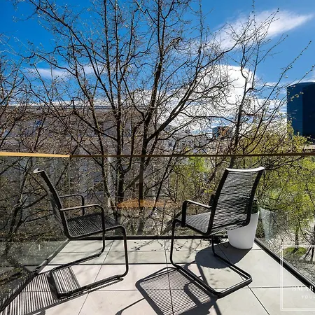 High-end 2br, Ambassador Building, Lift, Skyline View Tallinn